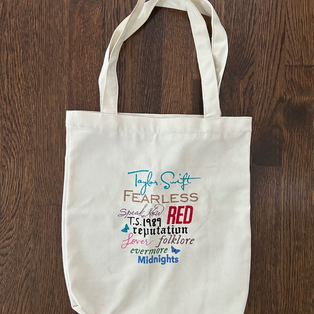 Taylor Swift -  Rare Embroidered Concert Tote Bag
